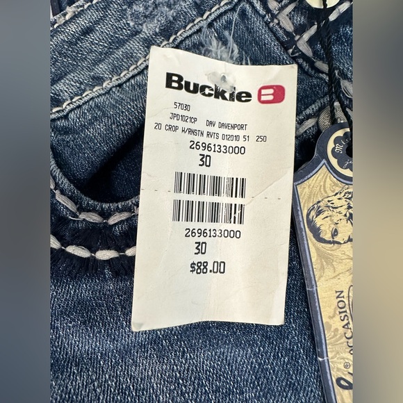 Miss Me Jeans Irene Capri Distressed Flap‎ Pockets Size 30 NWT - Picture 6 of 14